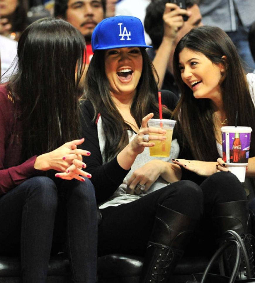 Girl's Day: Die Promi-Schwestern Khloe Kardashian, Kendall und Kylie Jenner beim Basketball der Los Angeles Clippers gegen die Utah Jazz