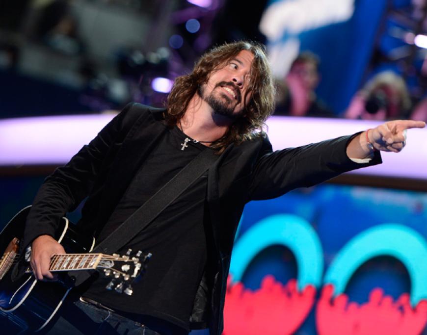 Ebenso wie der Ex-Nirvana-Drummer und Foo-Fighters-Frontmann Dave Grohl