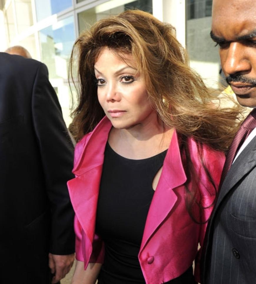 La Toya Jackson klagt an: Ihr Bruder wurde aus Habgier ermordet.