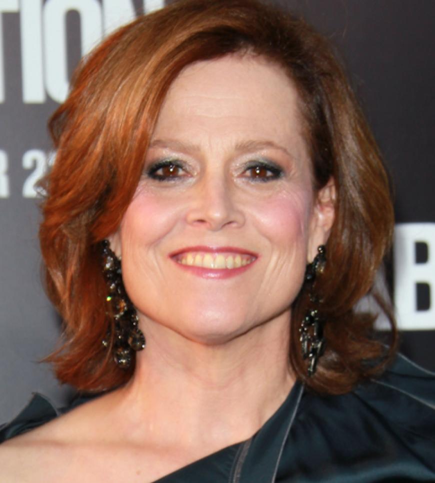 Hollywood-Star Sigourney Weaver spielt in Abduction eine Psychiaterin