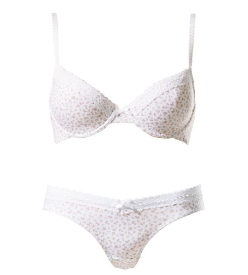 Zarte Bande von BeeDees, BH ca. 30 Euro, Slip ca. 12 Euro