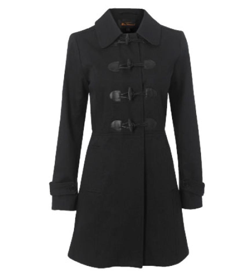Mit Knebelverschlüssen von Ben Sherman, ca. 170 Euro