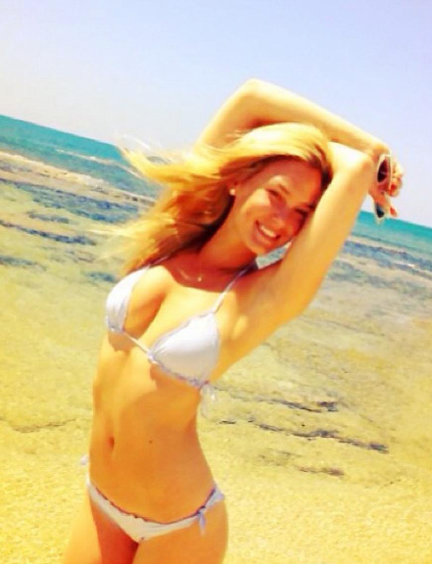Auch privat liebt es die Israelin gern freizügig und im Bikini