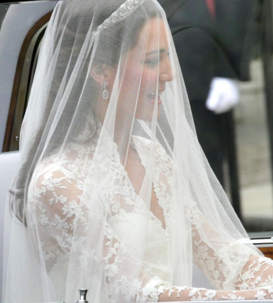 Kate wird zur Kirche gefahren