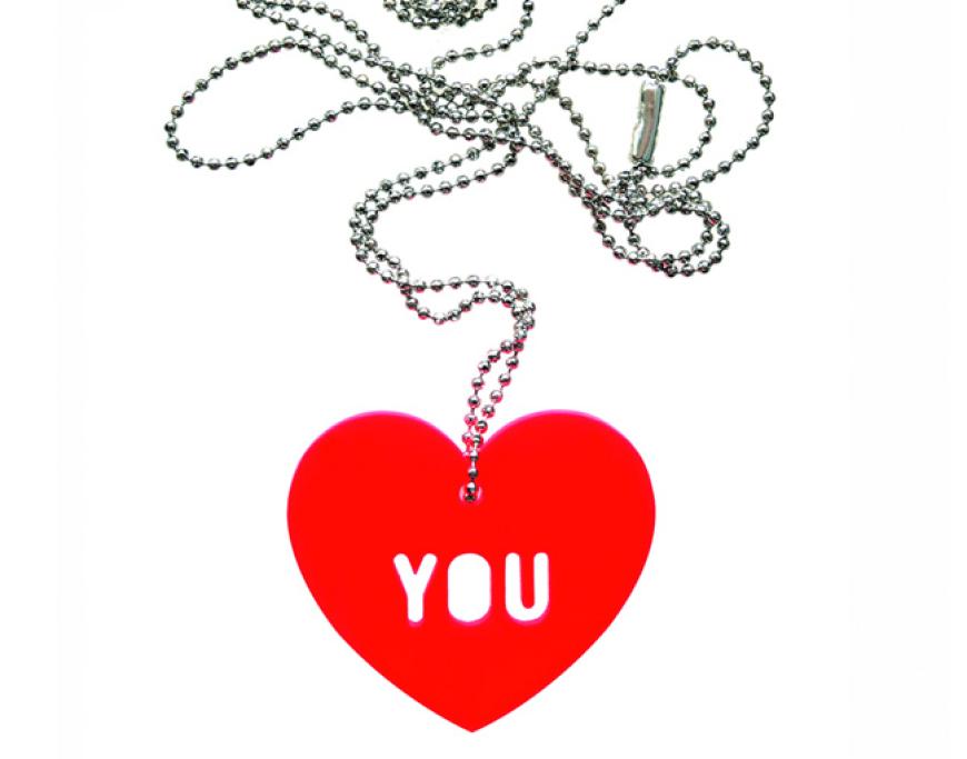 Only you: Kette mit Herz-anhänger aus Plastik von Zubinski über dawanda.com, ca. 25 Euro