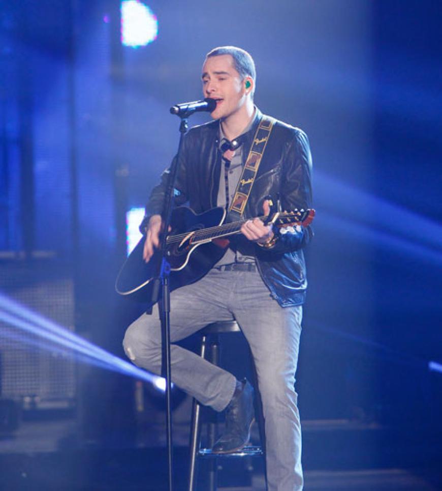 Michael Lane und seine Gitarre: Ein unzertrennliches Team