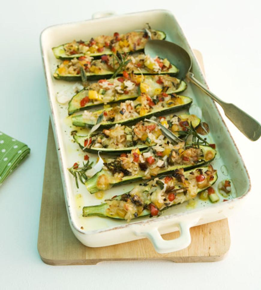 Schnell und lecker: Gefüllte Zucchini mit Ratatouille
