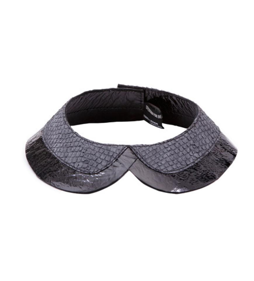 7. November 2012: Kragen=Accessoire, auf das wir einfach nicht mehr verzichten können(und wollen). Diese Leder-Variante ist von Drykorn, ca. 110 Euro