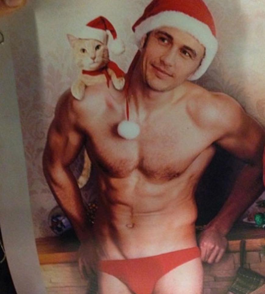 Oh là là ! James Franco lässt auf seinem Instagram-Account schon mal Weihnachtsstimmung aufkommen. Leider handelt es sich bei dem heißen Santa-Foto nur um eine Fotomontage
