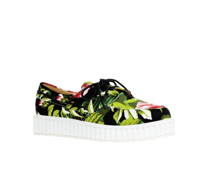 Creepers mit Hawaii-Print, ca. 50 Euro von Urban Outfitters