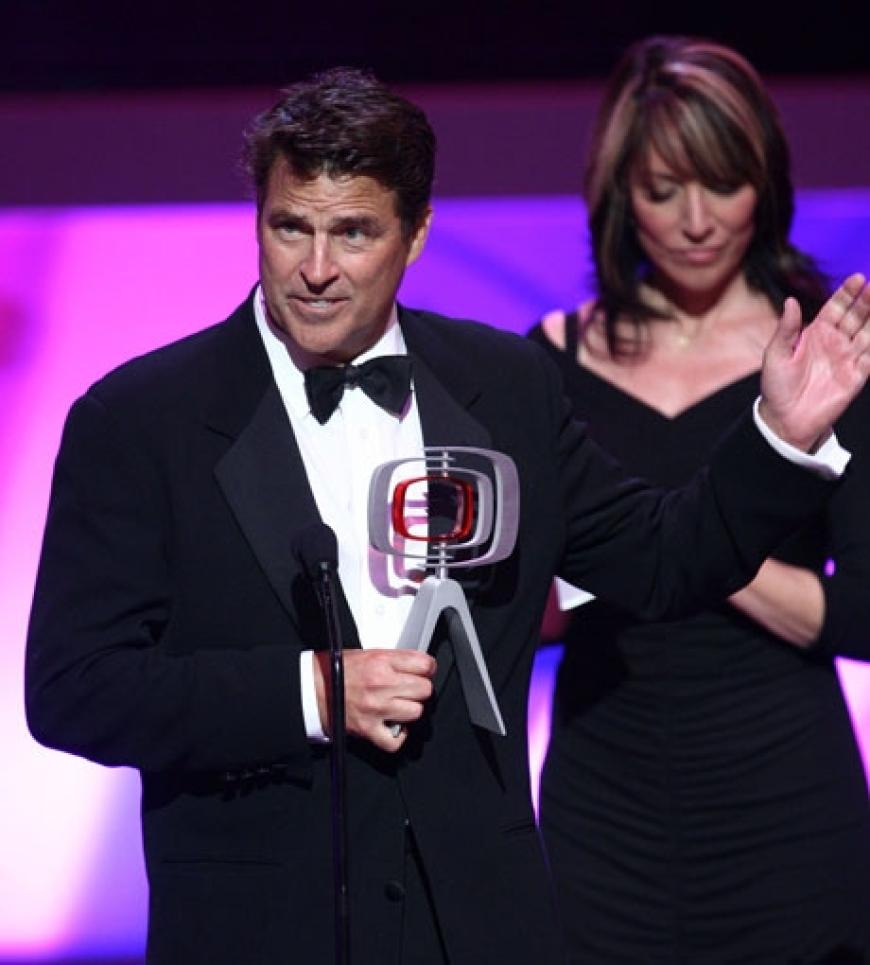 Ted McGinley spielte in