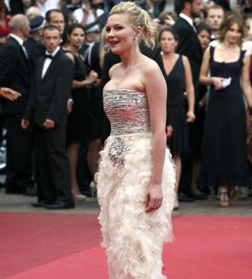 Atemberaubend: Kirsten Dunst auf dem Weg zur glamourösen Preisverleihung