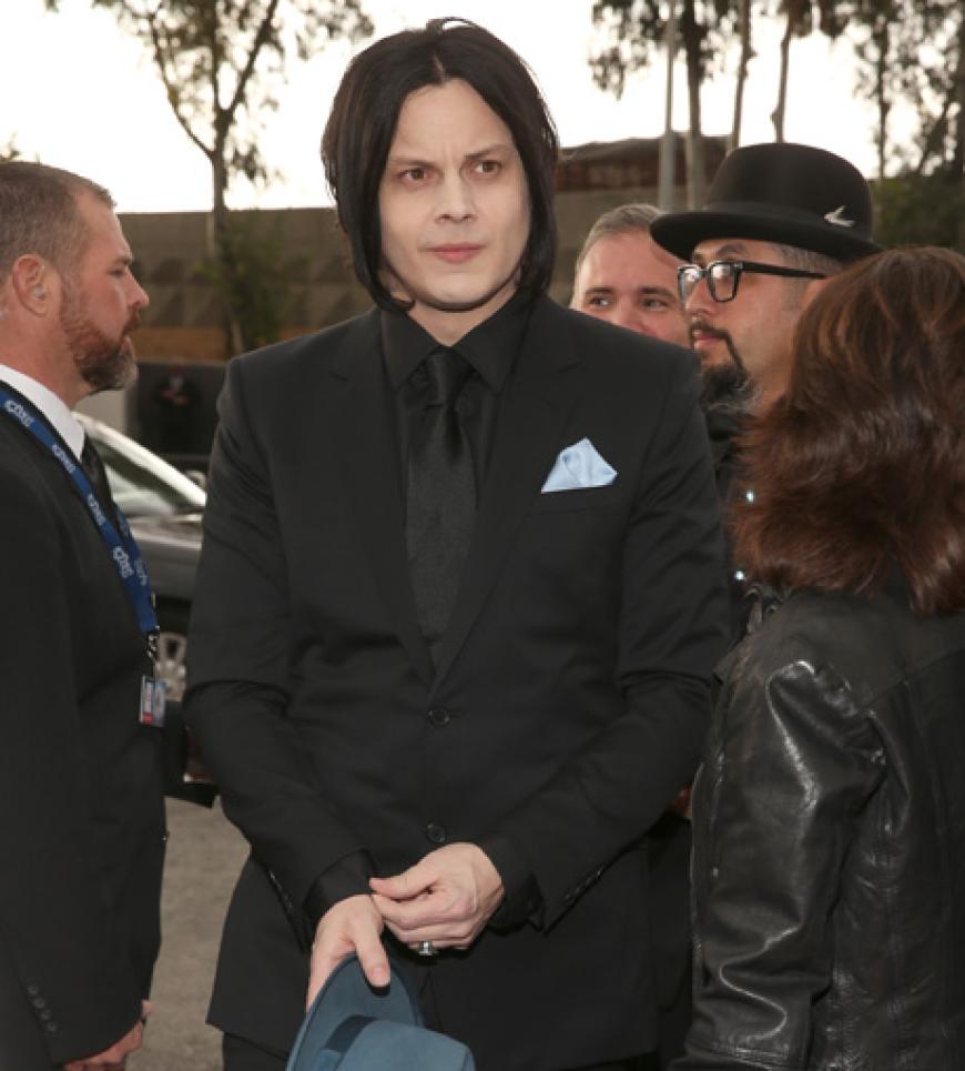 Jack White kam in Schwarz