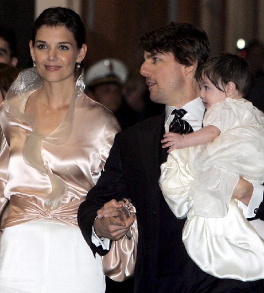 Süß: Suri Cruise bei der Hochzeit ihrer Eltern in Italien