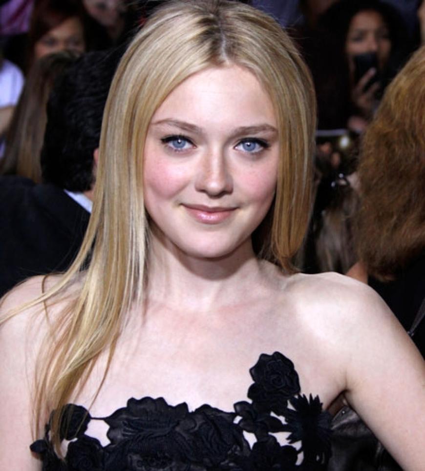 Bekannt wurde Dakota Fanning als das süße Mädchen mit großen Kulleraugen. In