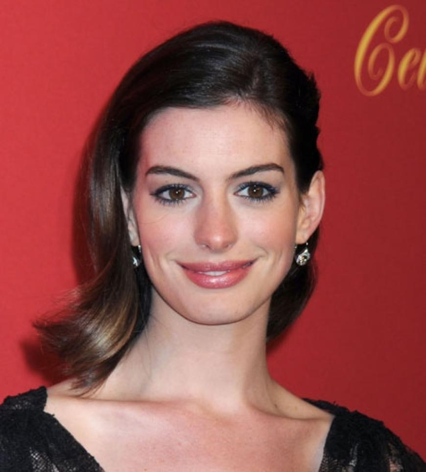 Anne Hathaway