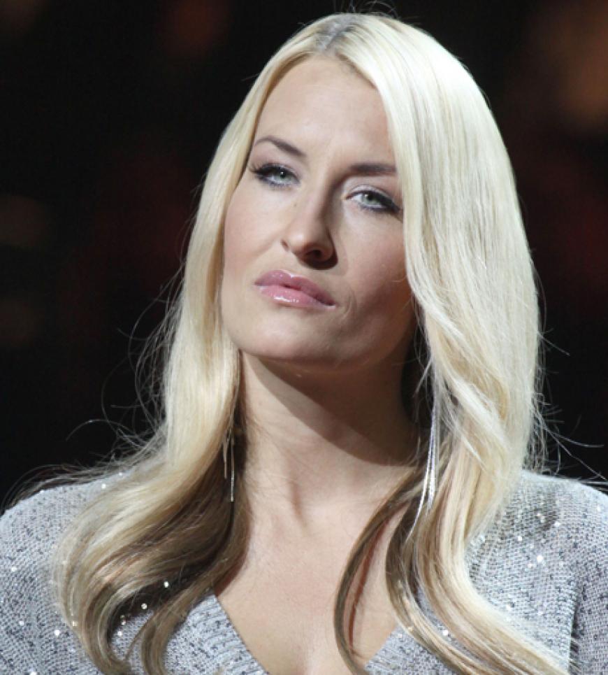 Auch Sarah Connor ist zum dritten Mal Mutter geworden. Ihre zweite Tochter kam am 04.09.2011 zur Welt und hört auf den ungewöhnlichen Namen Delphine Malou. Es ist das erste gemeinsame Kind von Sarah und ihrem neuen Lebenspartner Florian Fischer