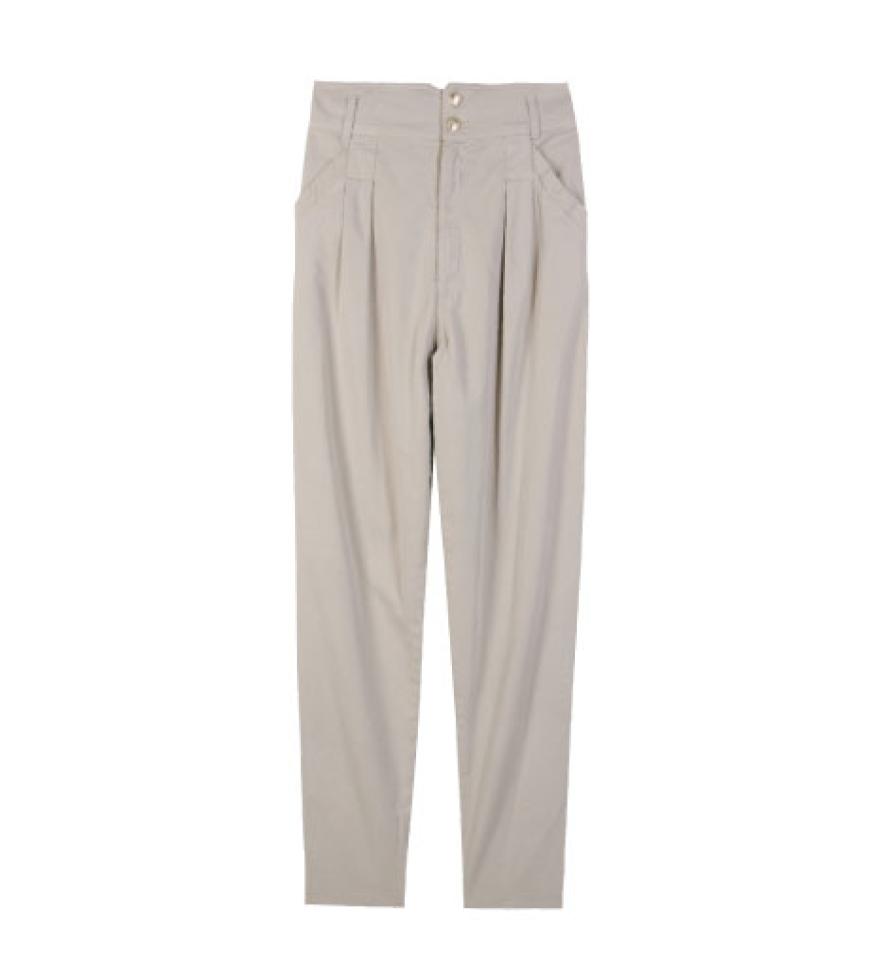 Bundfaltenhose von See by Chloé über´ mytheresa.com, ca. 270 Euro