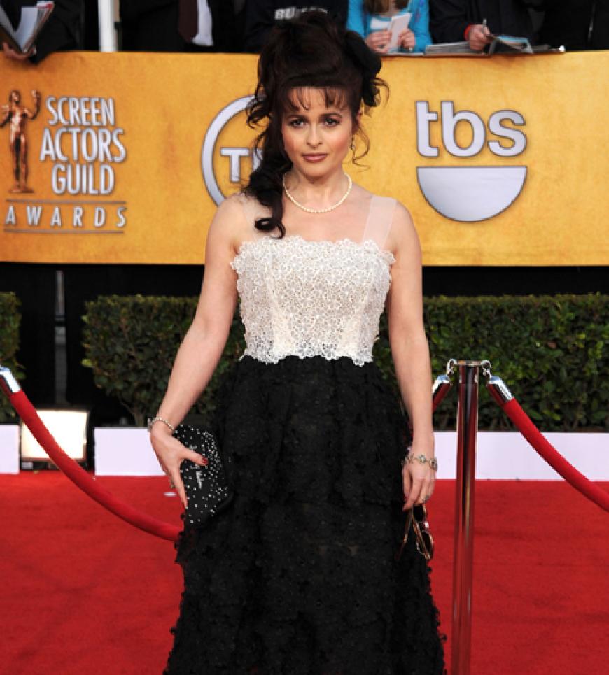 (Alp-)Traum aus Spitze: Den Fehlgriff des Abends leistete sich offensichtlich Helena Bonham Carter in einem Kleid von Marc Jacobs