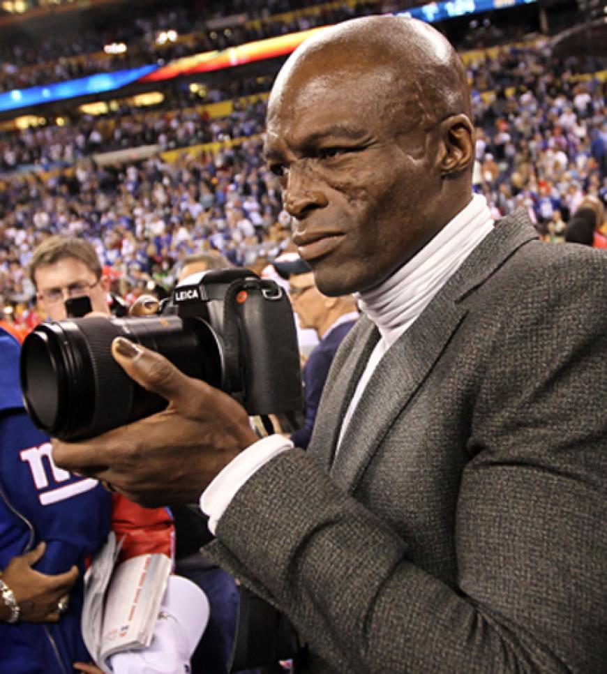 Seal ist nach seiner Trennung von Heidi Klum gerne in den Medien. Beim Super Bowl fotografierte er selbst