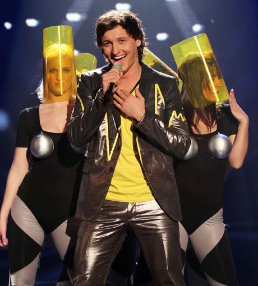 ... Marco sang