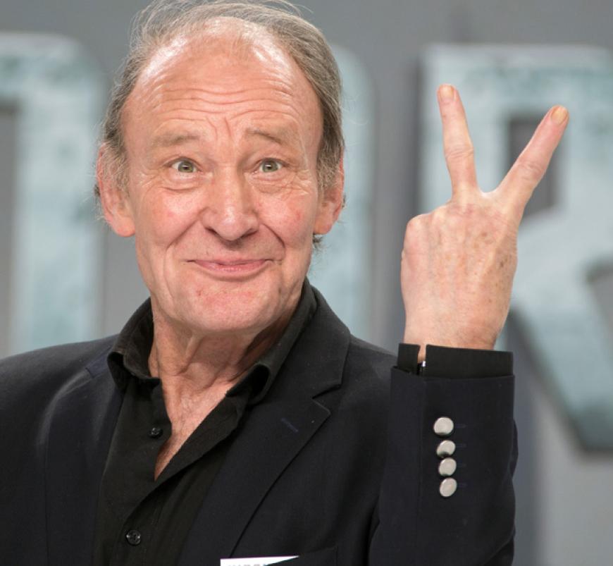 Im Gegensatz zu Schauspieler Michael Mendl. Aber er mogelt immerhin ganz gut ...