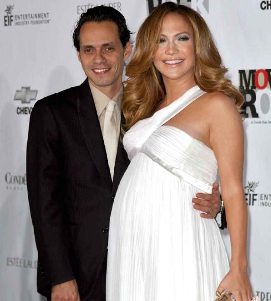 Jennifer hochschwanger bei einer Gala. Im November 2007 verkündete die Sängerin: