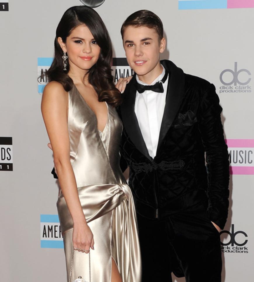 Perfekter Auftritt: Selena Gomez mit ihrem Freund Justin Bieber