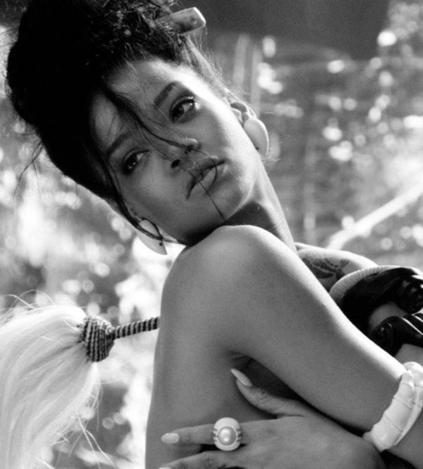 Rihanna gibt sich in ihren Clips äußerst freizügig