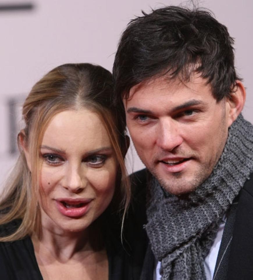 Tobey Wilson und Schauspiel-Kollegin Xenia Seeberg posierten auf dem roten Teppich