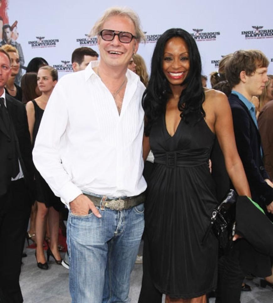 Leander Haussmann und Rosalind Baffoe