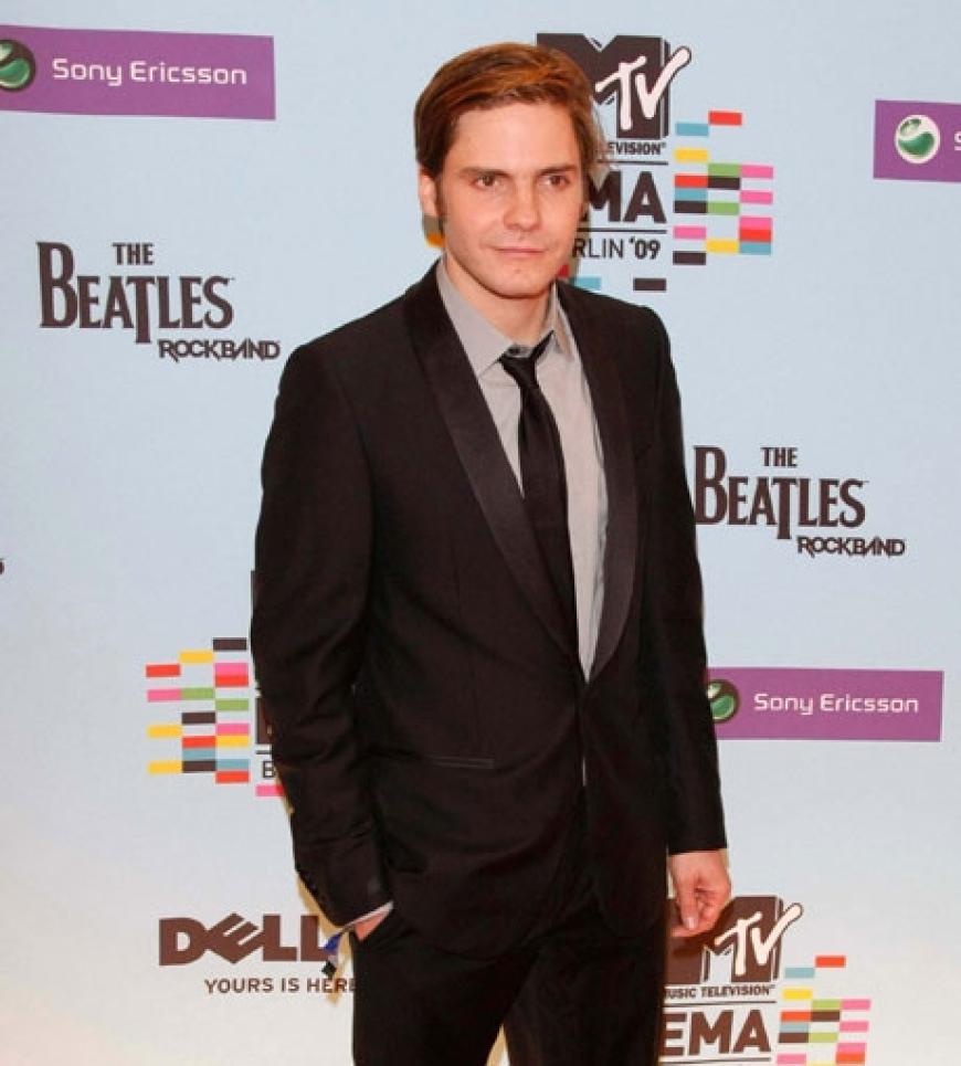 Auch der deutsche Schauspieler Daniel Brühl besuchte die EMAs
