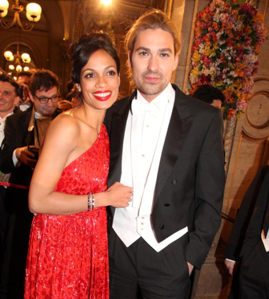 Hollywood-Star Rosario Dawson kam in Begleitung von dem deutschen Star-Geiger David Garrett
