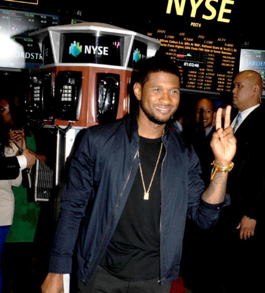Usher kann wieder strahlen. Seinem Sohn geht es wieder besser