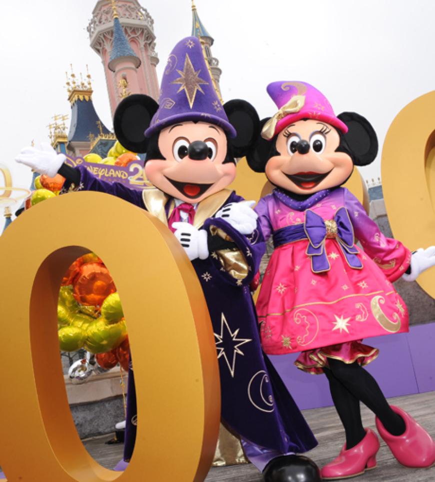 Happy Birthday! Minnie und Mickey Mouse feiern den 20. Geburstag ihres Disneylands in Paris