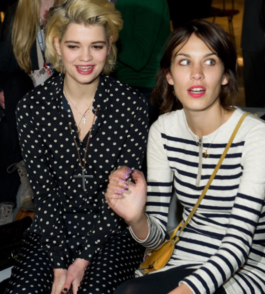 BFFs in der ersten Reihe bei der Show von Unique: Pixie Geldof und Alexa Chung