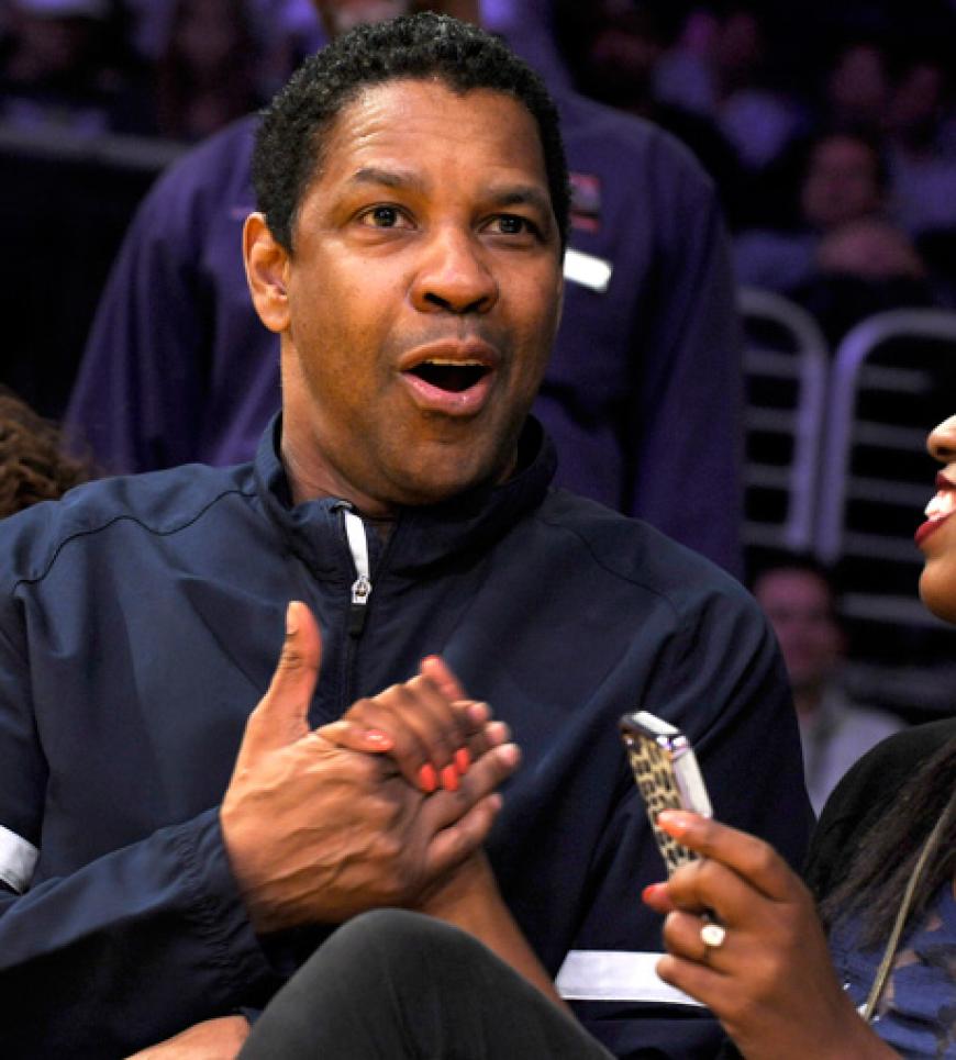 Auch Hollywood-Star Denzel Washington ist ein großer Basketball-Fan und verpasst nur selten Spiele seiner Lieblingsmannschaft