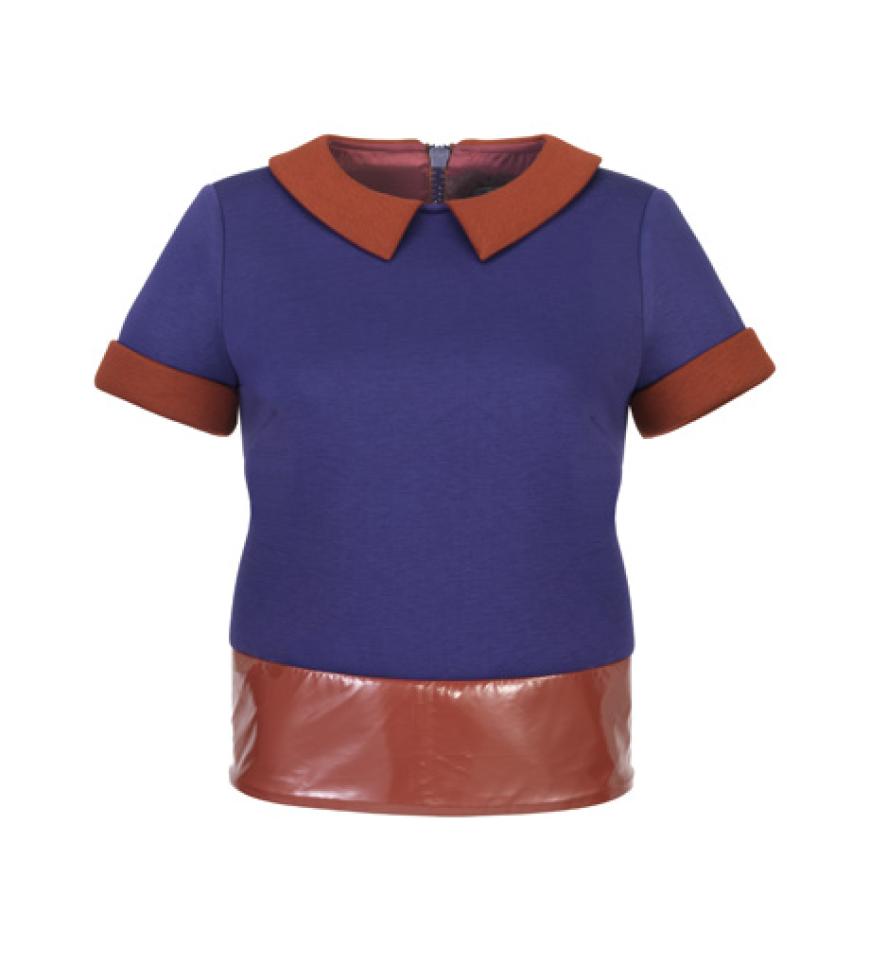 1. Oktober 2012: Der Mix macht's! Das süße Shirt mit Bubikragen vereint die zwei Trendfarben des Winters: Blau und Rostrot. Von Patrizia Pepe, ca. 190 Euro