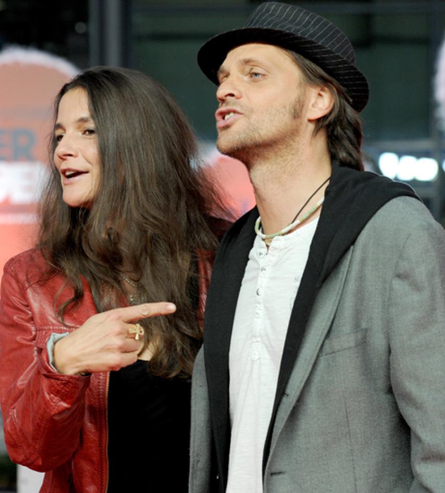 Schaut her, er ist ein echter Mann: Regisseurin Katja von Garnier und ihr Mann Markus Goller