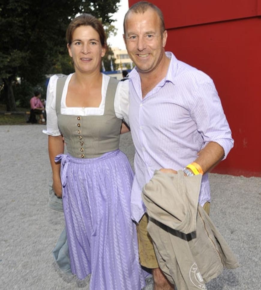 Schauspieler Heino Ferch und seine Frau Marie-Jeannette haben sich farblich abgestimmt