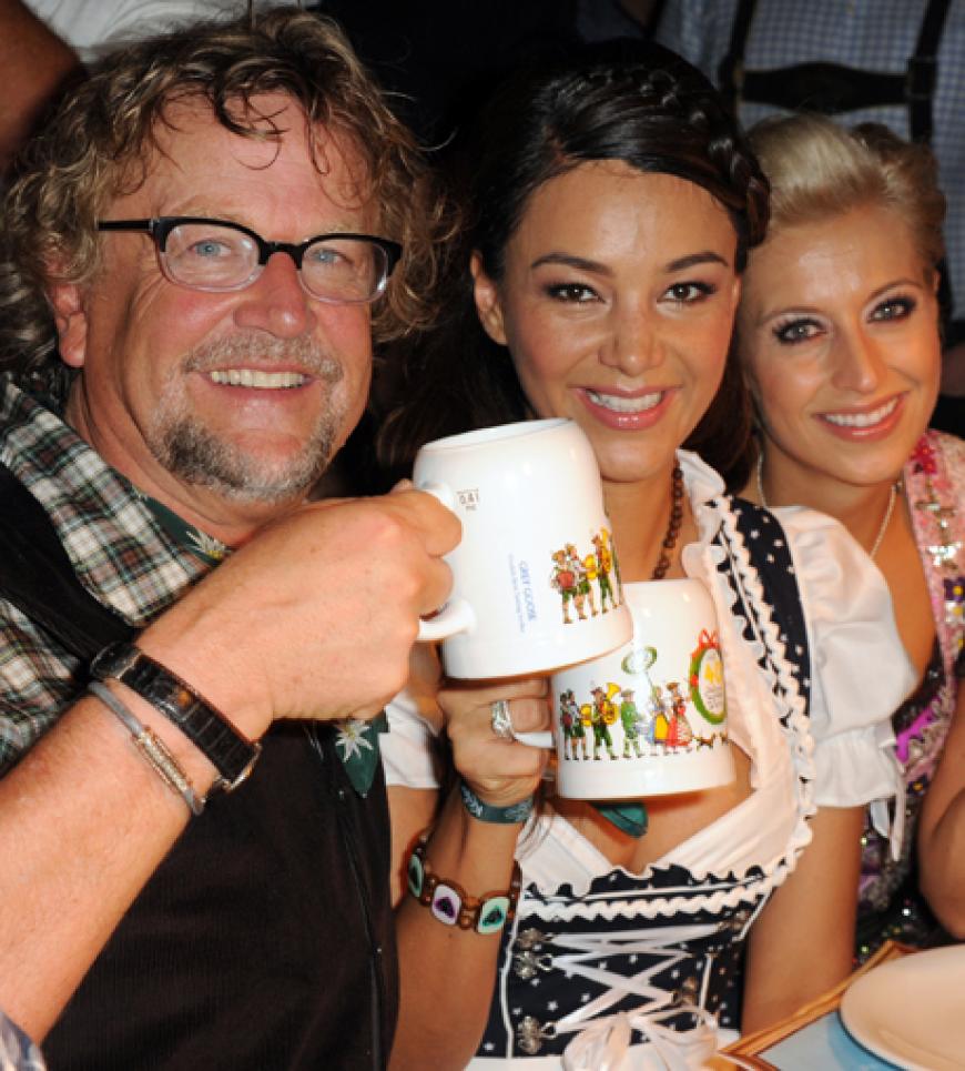 Martin Krug, Verona Pooth und Verena Kerth feierten gemeinsam im Promi-Zelt