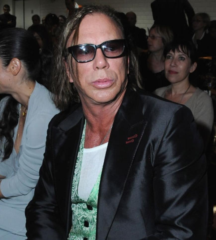 Mickey Rourke saß bei Jean-Paul Gaultier in der ersten Reihe
