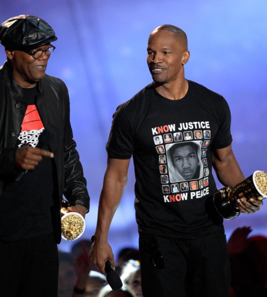 Samuel L. Jackson und Jamie Foxx freuten sich über eine goldene Popcorn-Tüte in der Kategorie