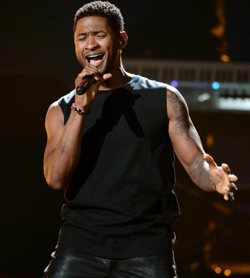 Sänger Usher performte ganz gefühlvoll seine Nummer