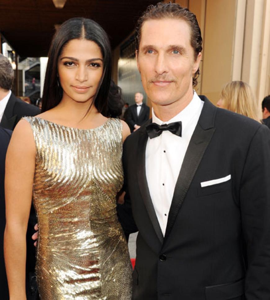 Das brasilianische Model Camila Alves begleitete ihren Lebensgefährten Matthew McConaughey zu dem Event