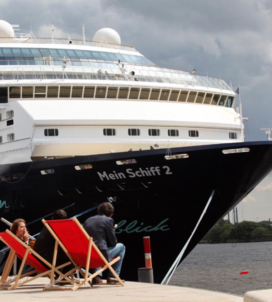 Im Hamburger Hafen wurde am Wochenende der nächste TUI Luxus-Liner getauft: Die