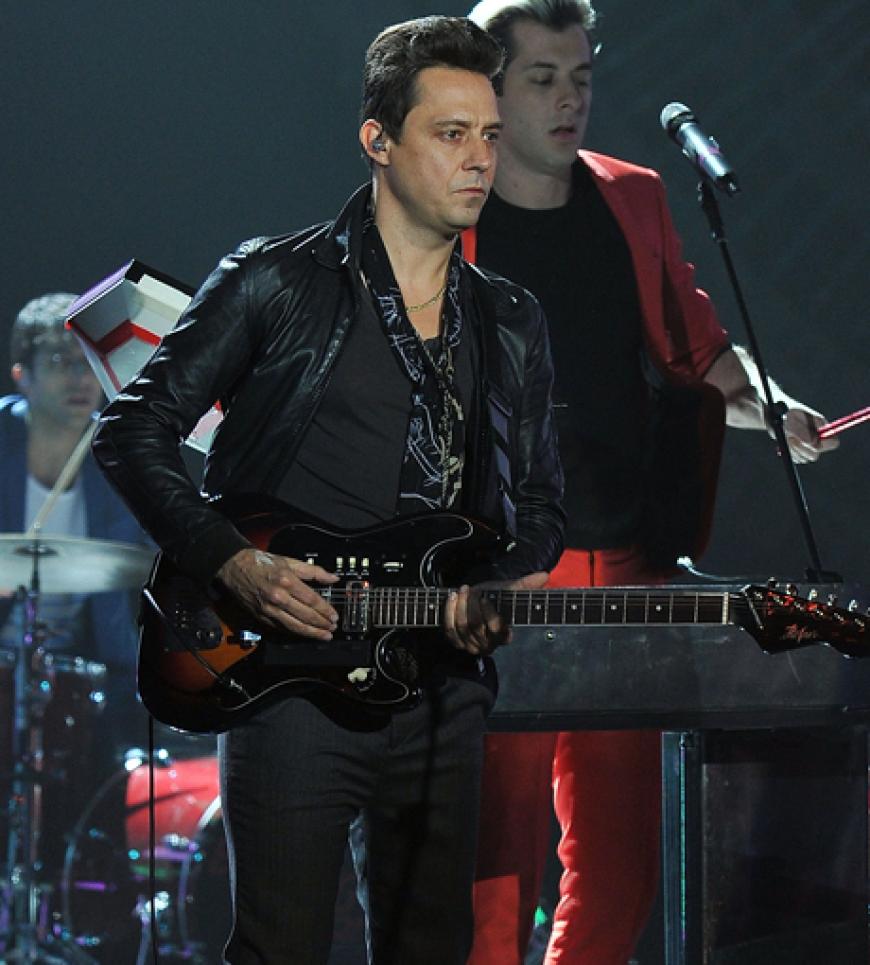 Musikalisch gings rockig zur Sache. Jamie Hince, Fontmann von