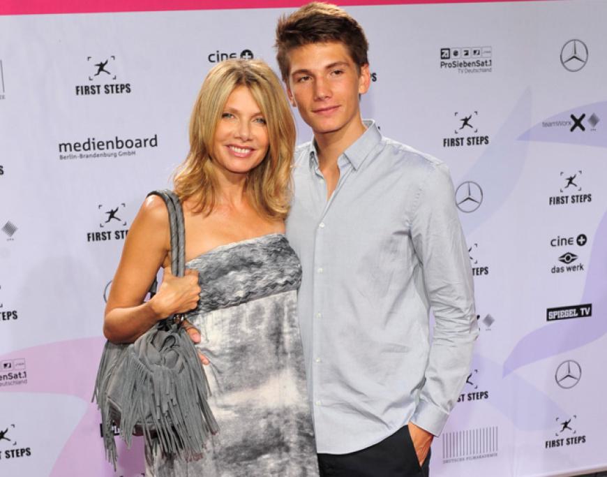 Ursula Karven kuschelte mit ihrem Sohn Christopher