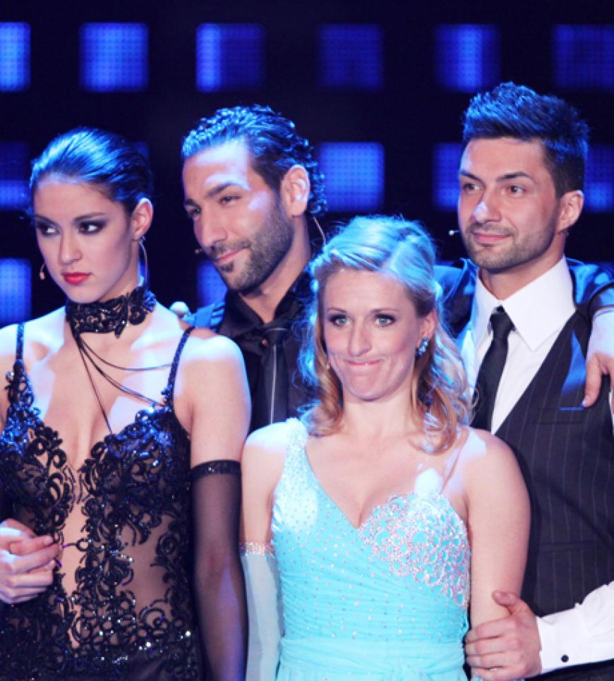 Zittern um den Einzug ins Finale: Für Stefanie Hertel (32) und Tanzpartner Sergiy Plyuta (33) reichte es am Ende nicht. Nach ihren Auftritten (Cha Cha Cha,