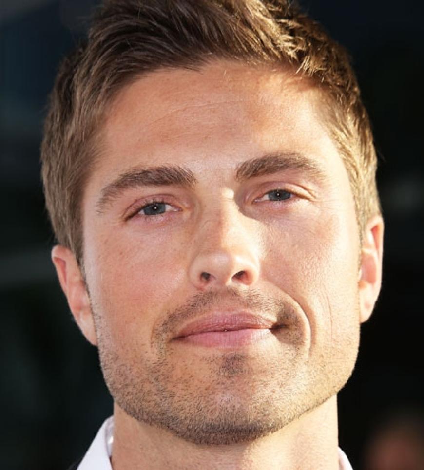 Im Film spielt er Abbys Objekt der Begierde: Eric Winter
